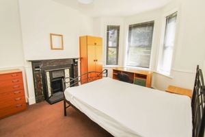 Photo 1- click for photo gallery